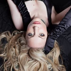 Meet your Posher, Sissy